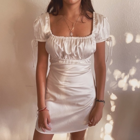 White satin silk mini dress - Picture 7 of 7